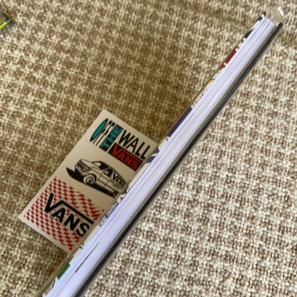 Vans Family notebook & Stickers - Picture 12 of 13